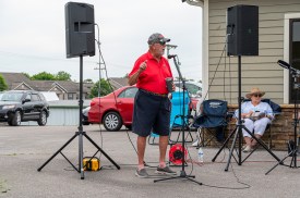 Freddy Wyatt laughed with the crowd as he shared his experience and love of the course at the Save Mason Rudolph Golf Rally. May 31, 2024 (Jeff Danault)