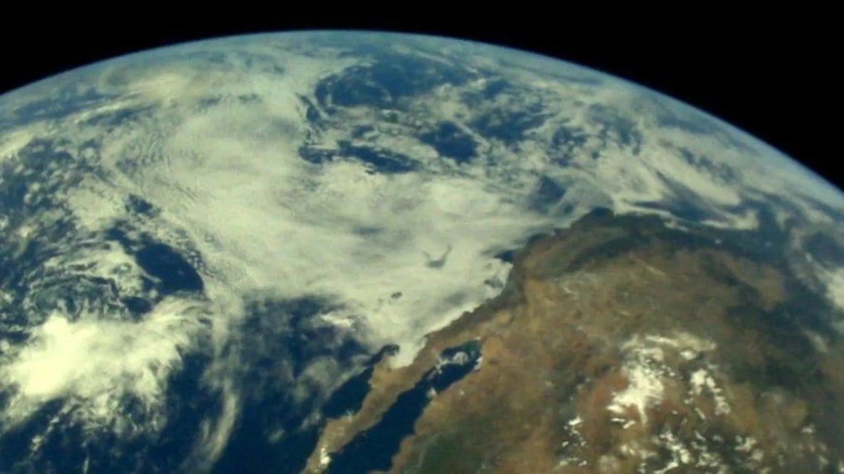 Man who shot and killed 5 people in apartments near Las Vegas banned from owning a firearm