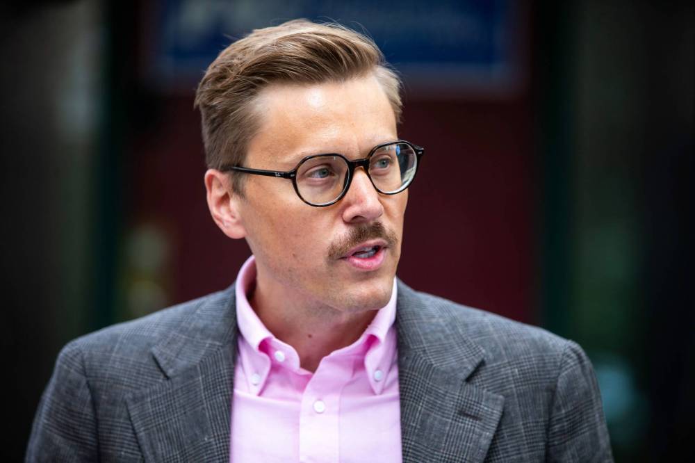 MIKAELA MACKENZIE / FREE PRESS Brad Zander, who chairs the seven-member leadership election committee, told reporters they are dedicated to ensuring the 